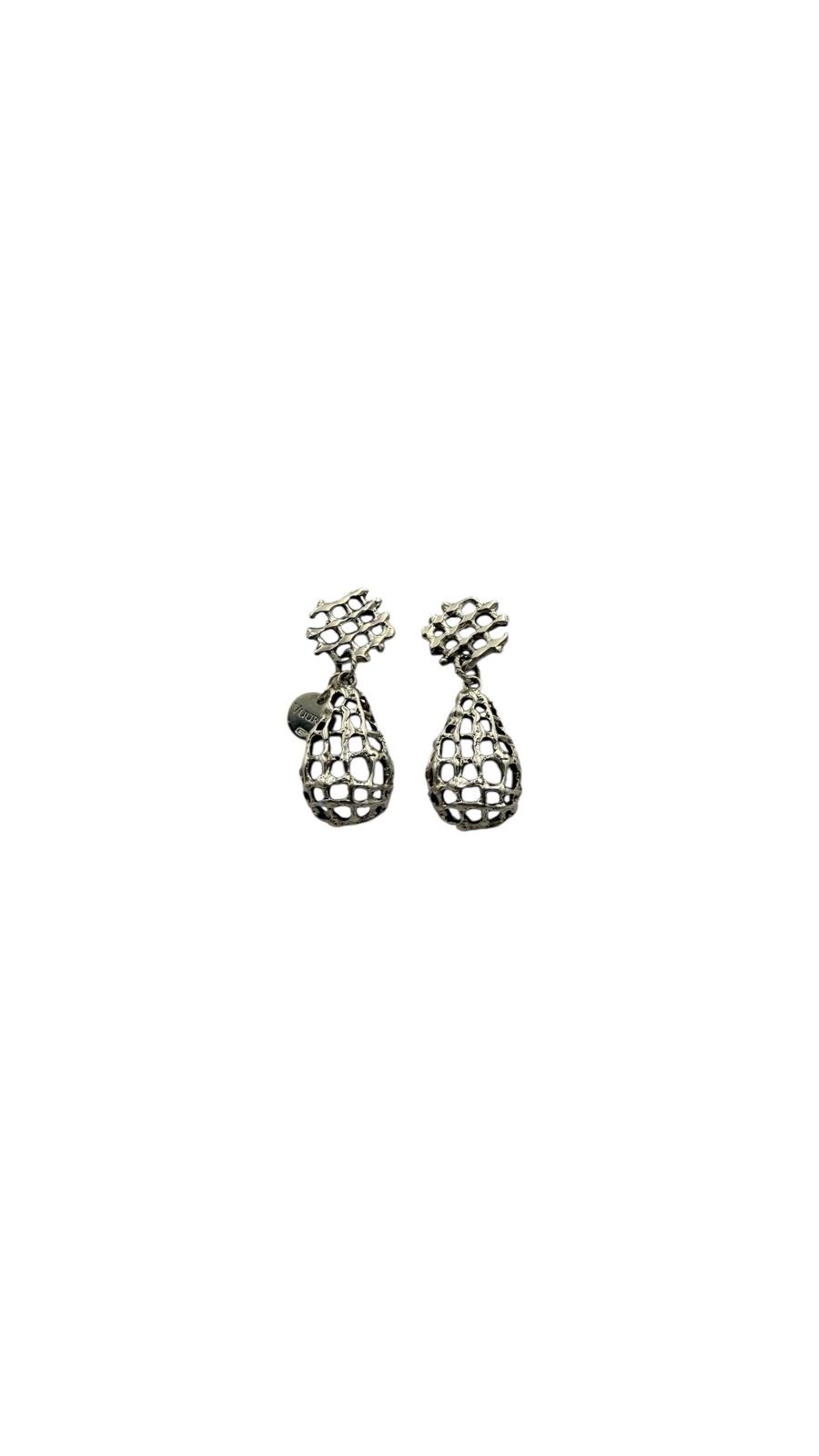 Short Mesh Drop Earrings with Square Tops
