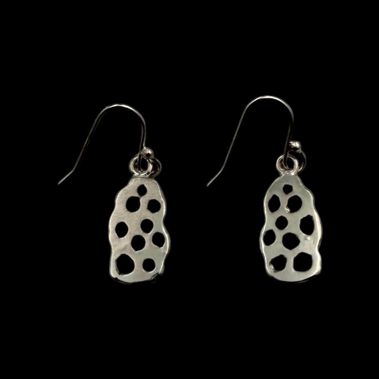 Small Rectangular Mesh Drop Earrings - Image 3