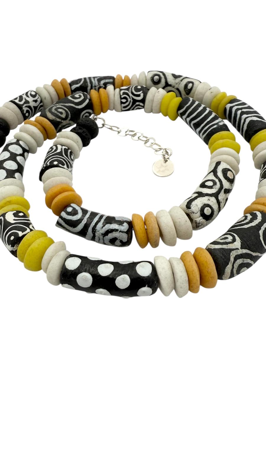 BEADED NECKLACE - Image 2