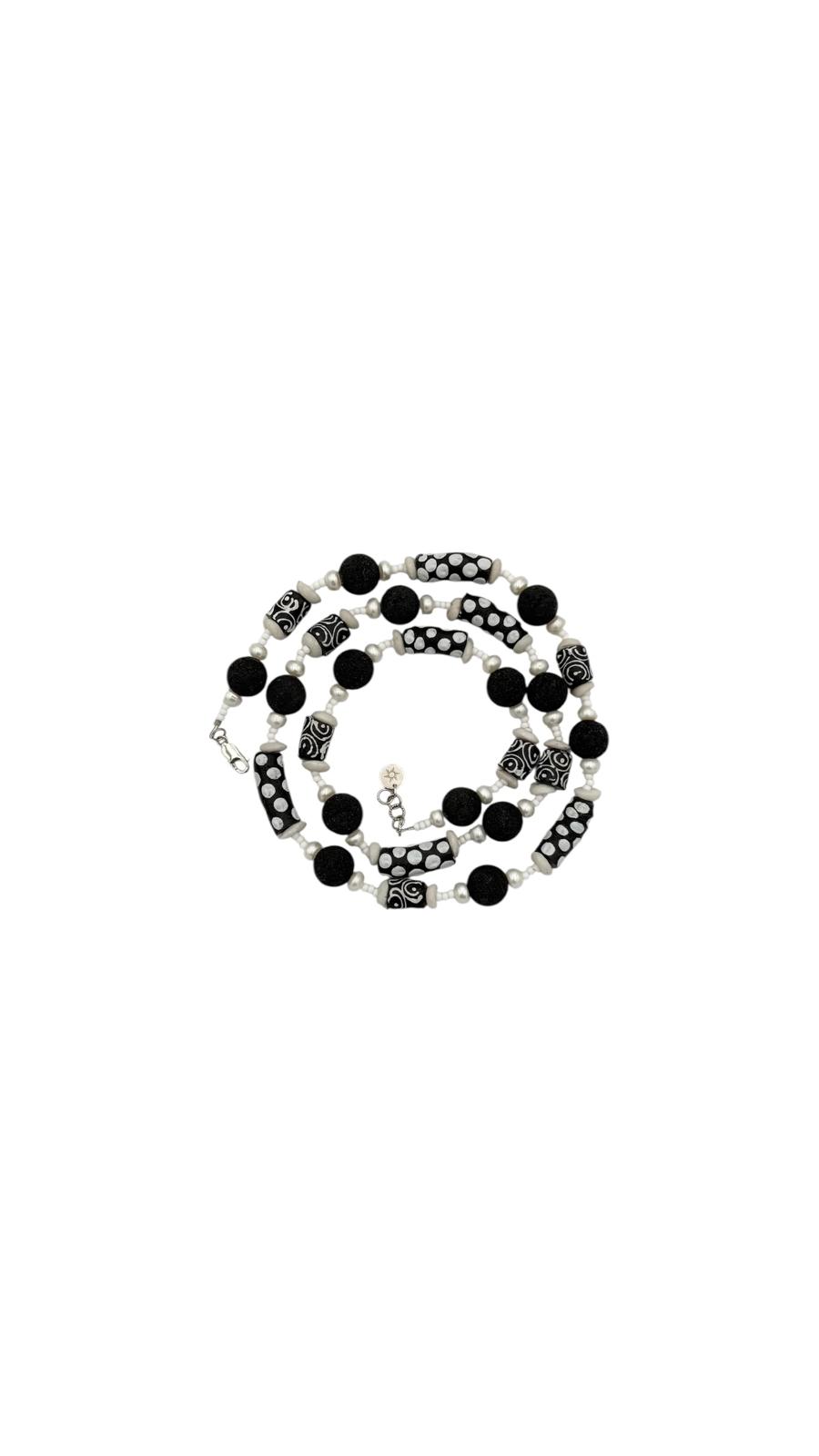 BEADED NECKLACE
